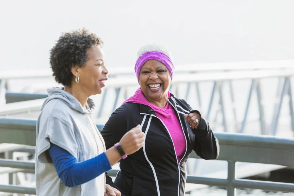 friends running healthy